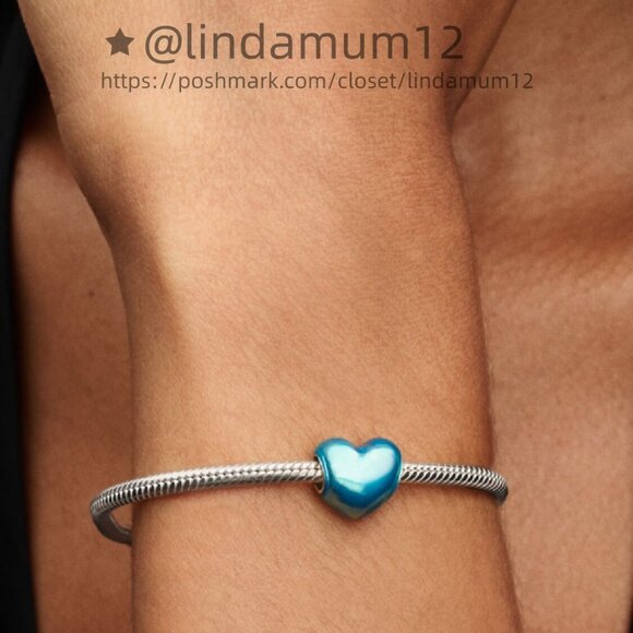 Pandora Metallic Sky Blue Heart Charm - Picture 4 of 6